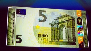 5-euro 320x181