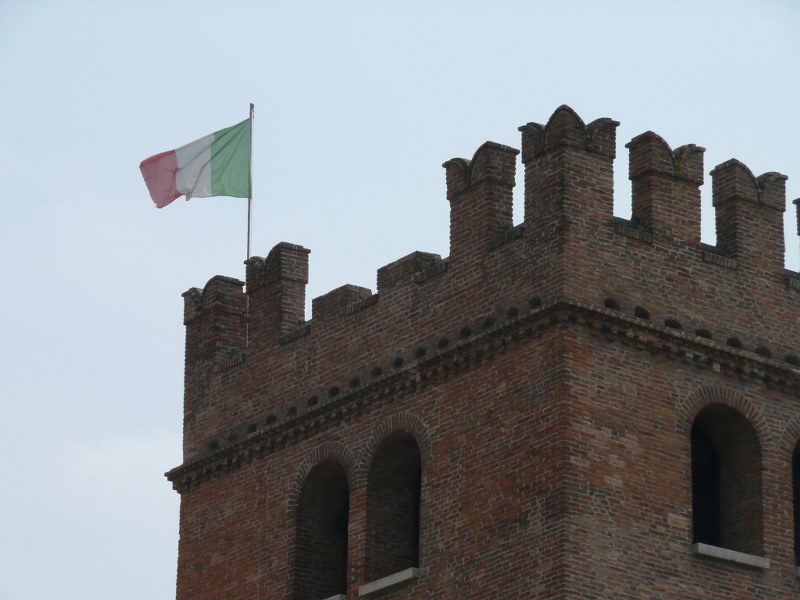 TORRE_LESIONATA_800x600