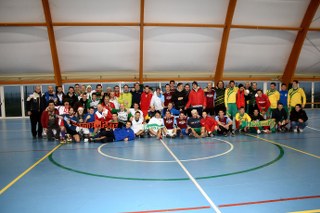 calcio_oltre_barriere_320x213