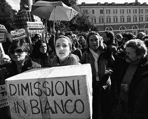 dimissioin_in_bianco_299x240