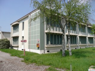 scuola_media_320x240