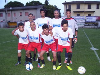 Squadra amici pace 319x240